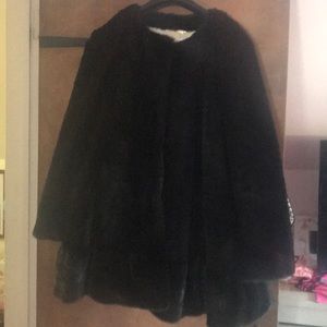 Kate Spade New York.. faux mink coat size XL